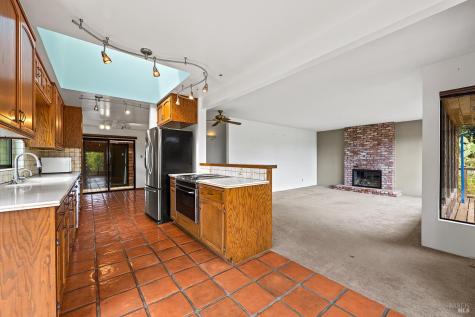 25-35 Linda Vista Terrace Petaluma CA 94952