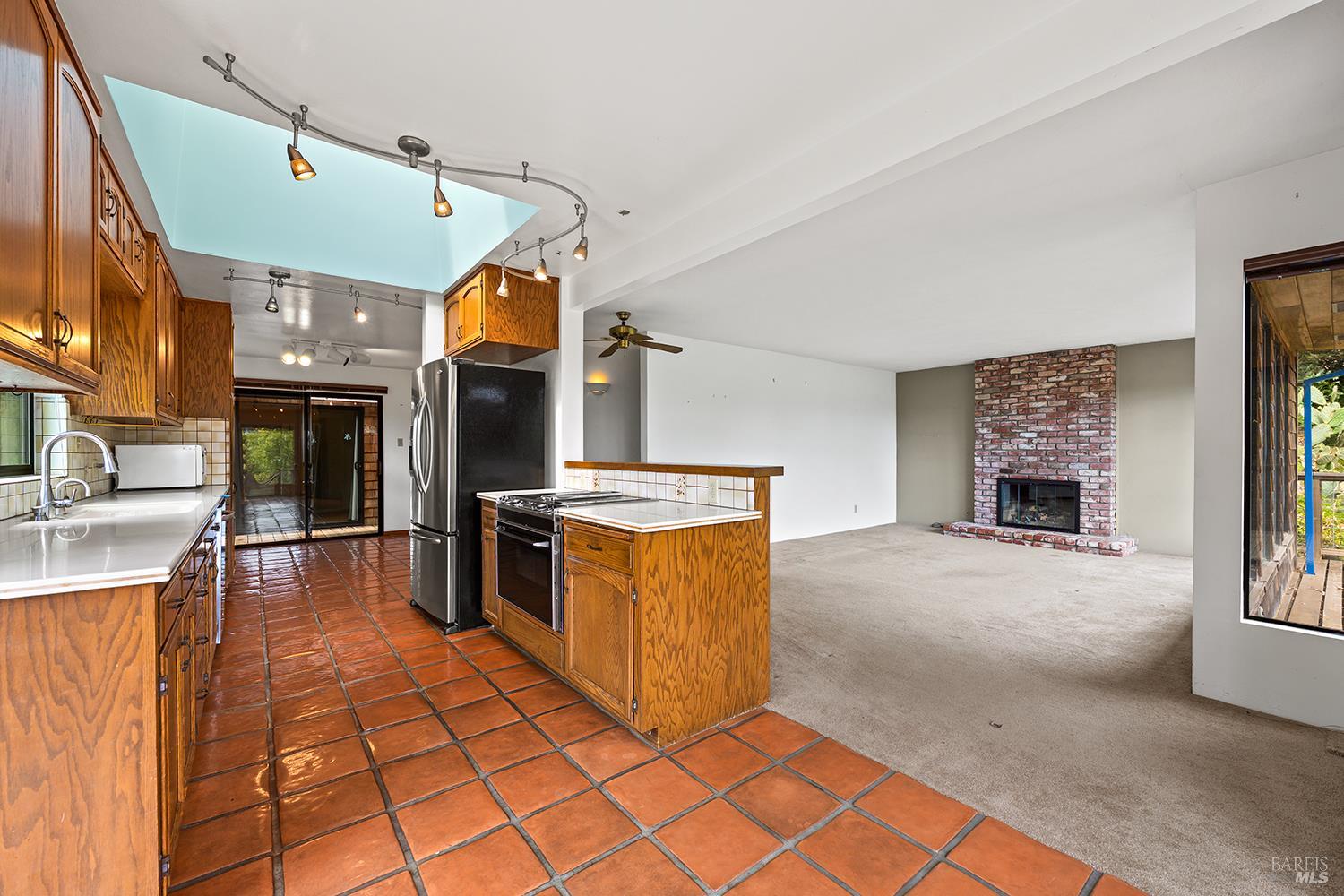 25-35 Linda Vista Terrace Petaluma CA 94952