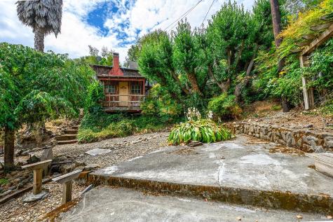 25-35 Linda Vista Terrace Petaluma CA 94952