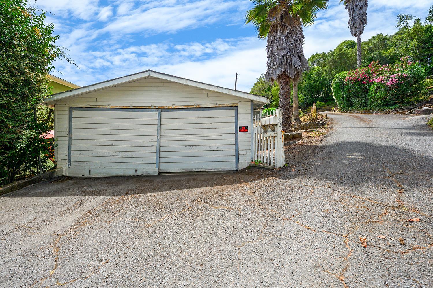 25-35 Linda Vista Terrace Petaluma CA 94952