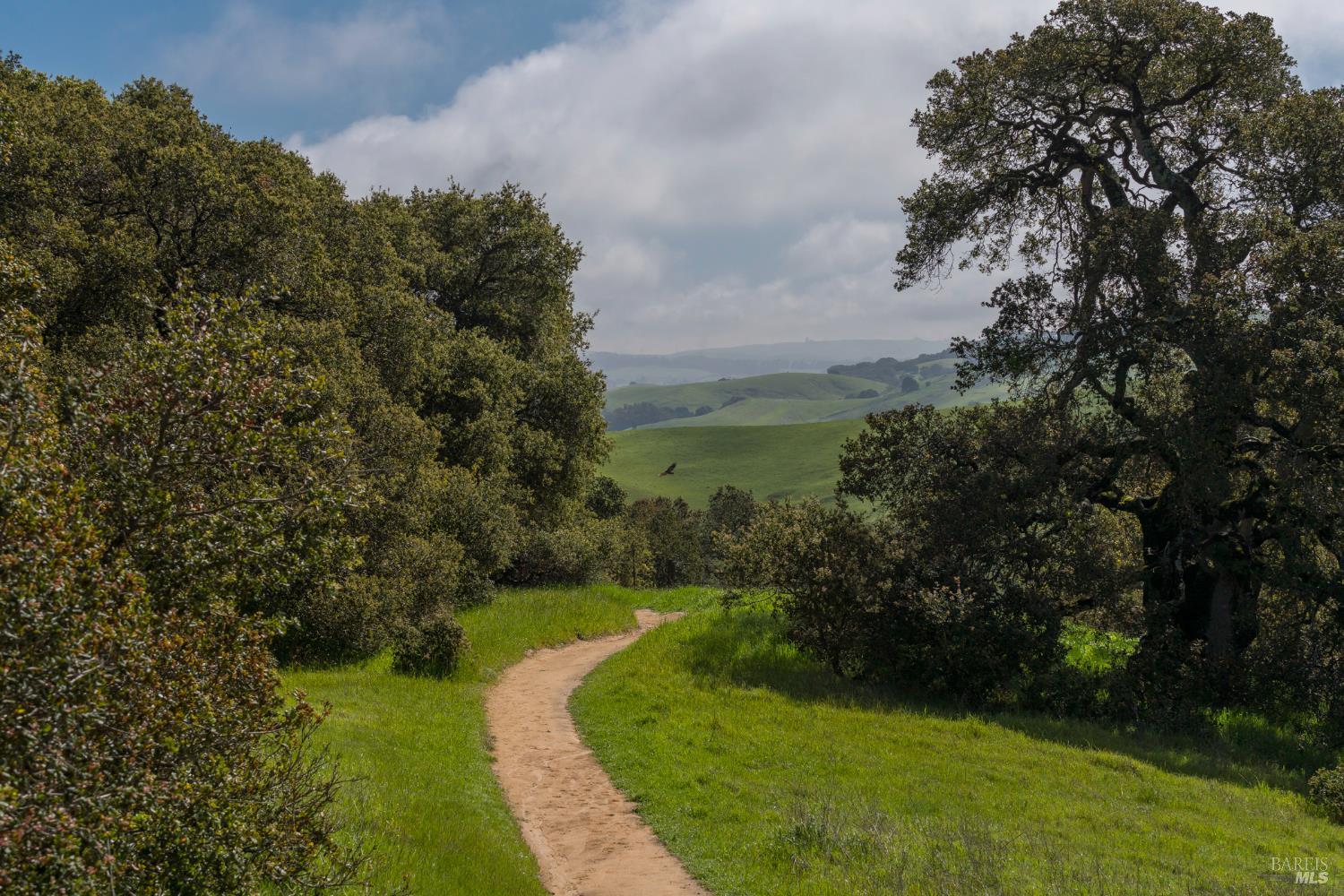 25-35 Linda Vista Terrace Petaluma CA 94952