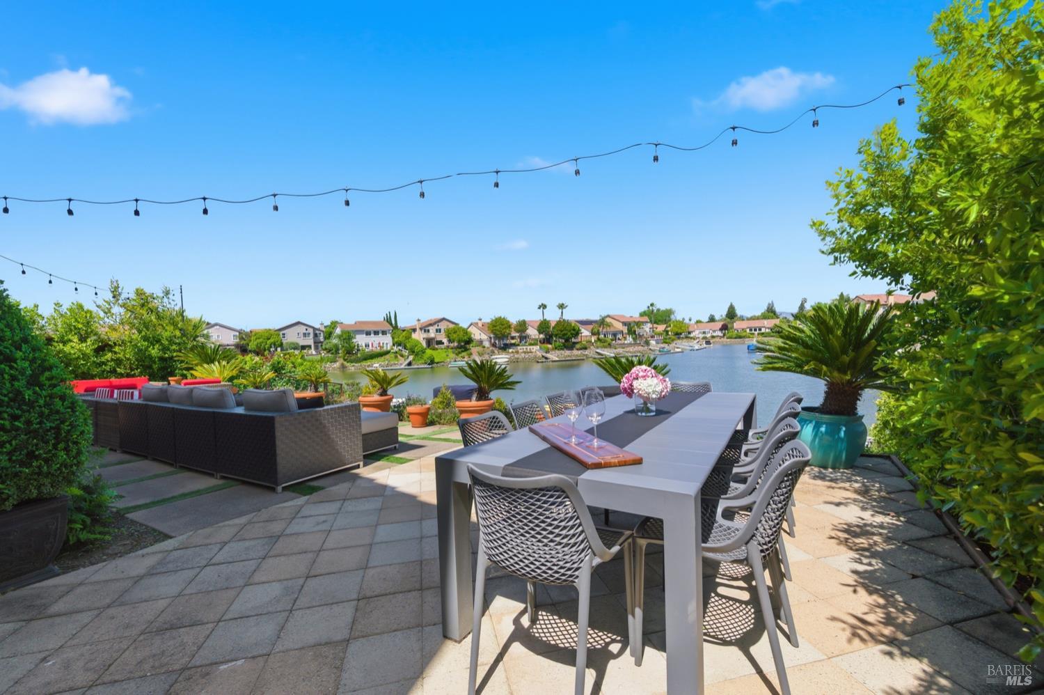 66 S Newport Drive Napa CA 94559