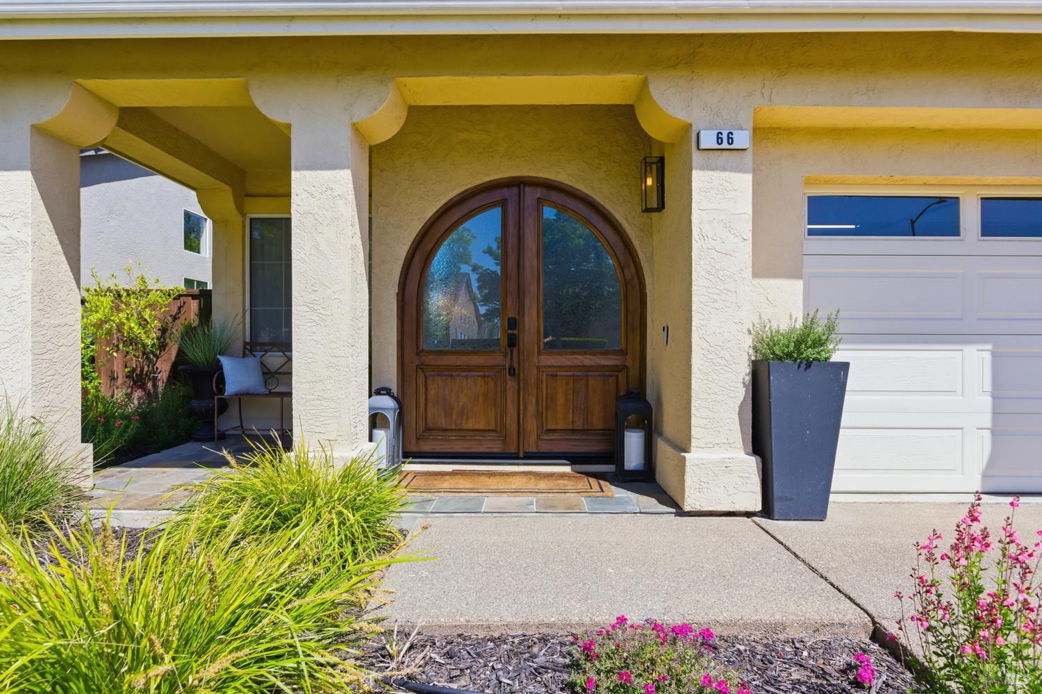 66 S Newport Drive Napa CA 94559