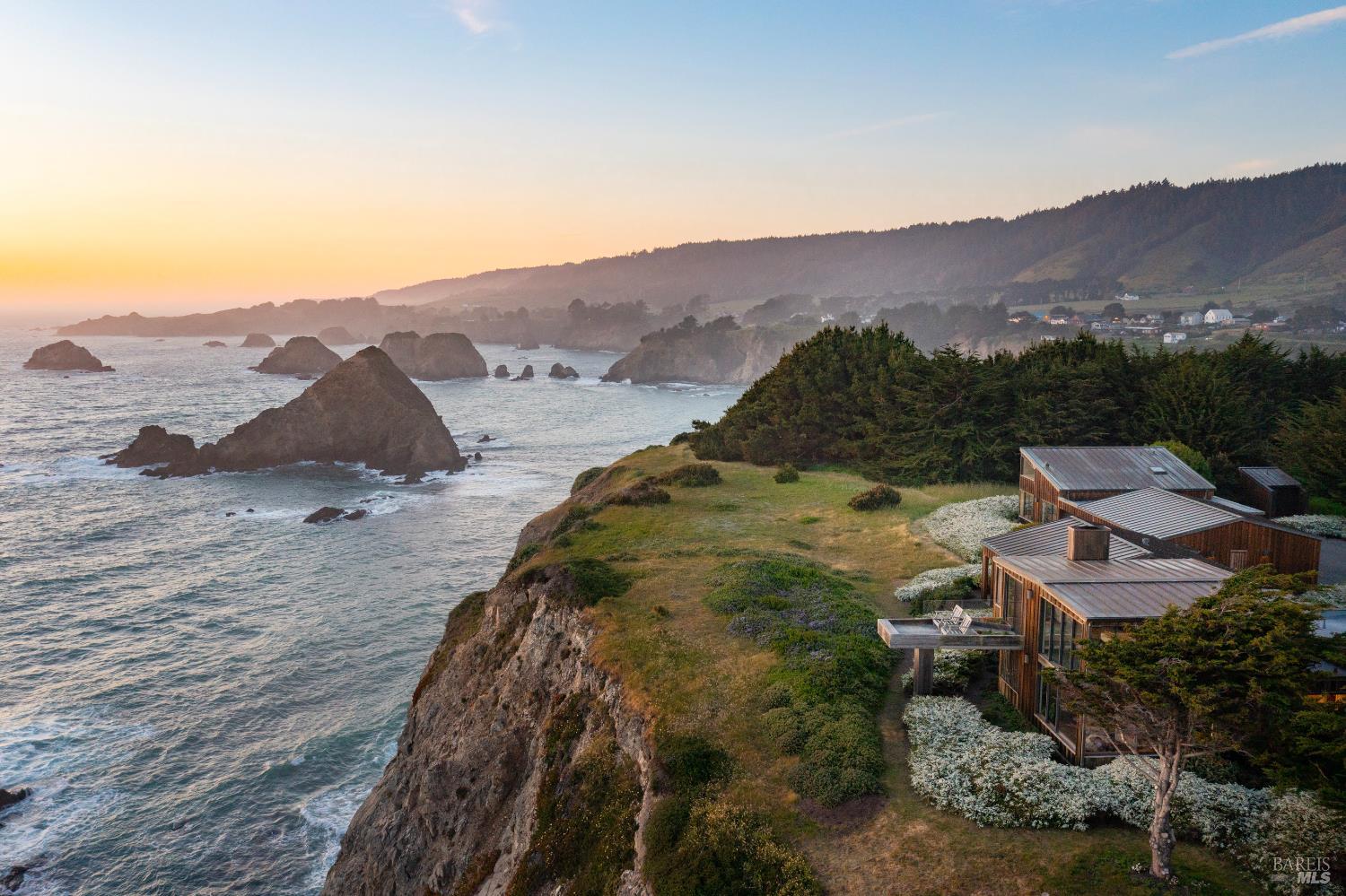 7000 S Highway 1 Elk CA 95432