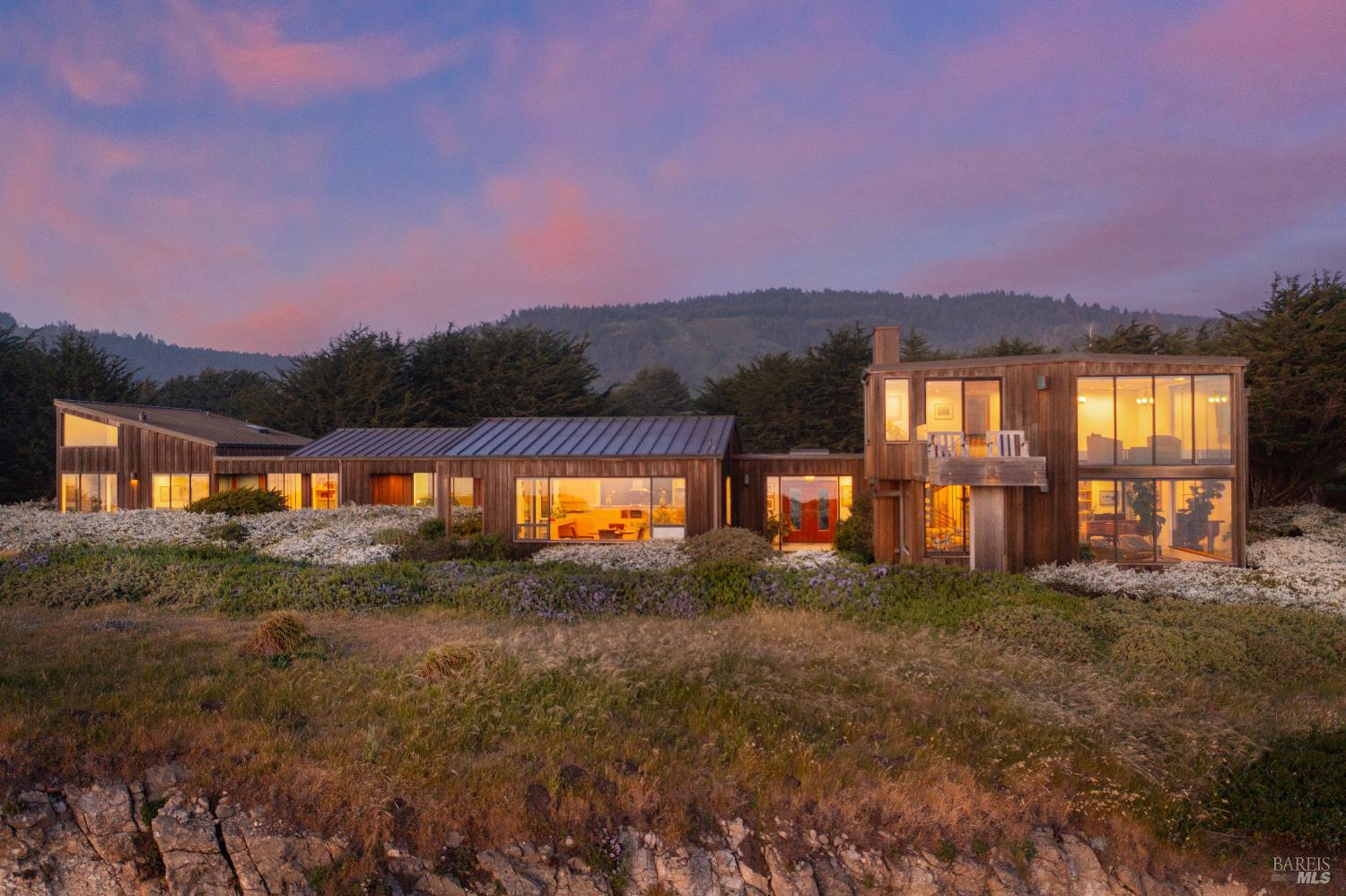 7000 S Highway 1 Elk CA 95432