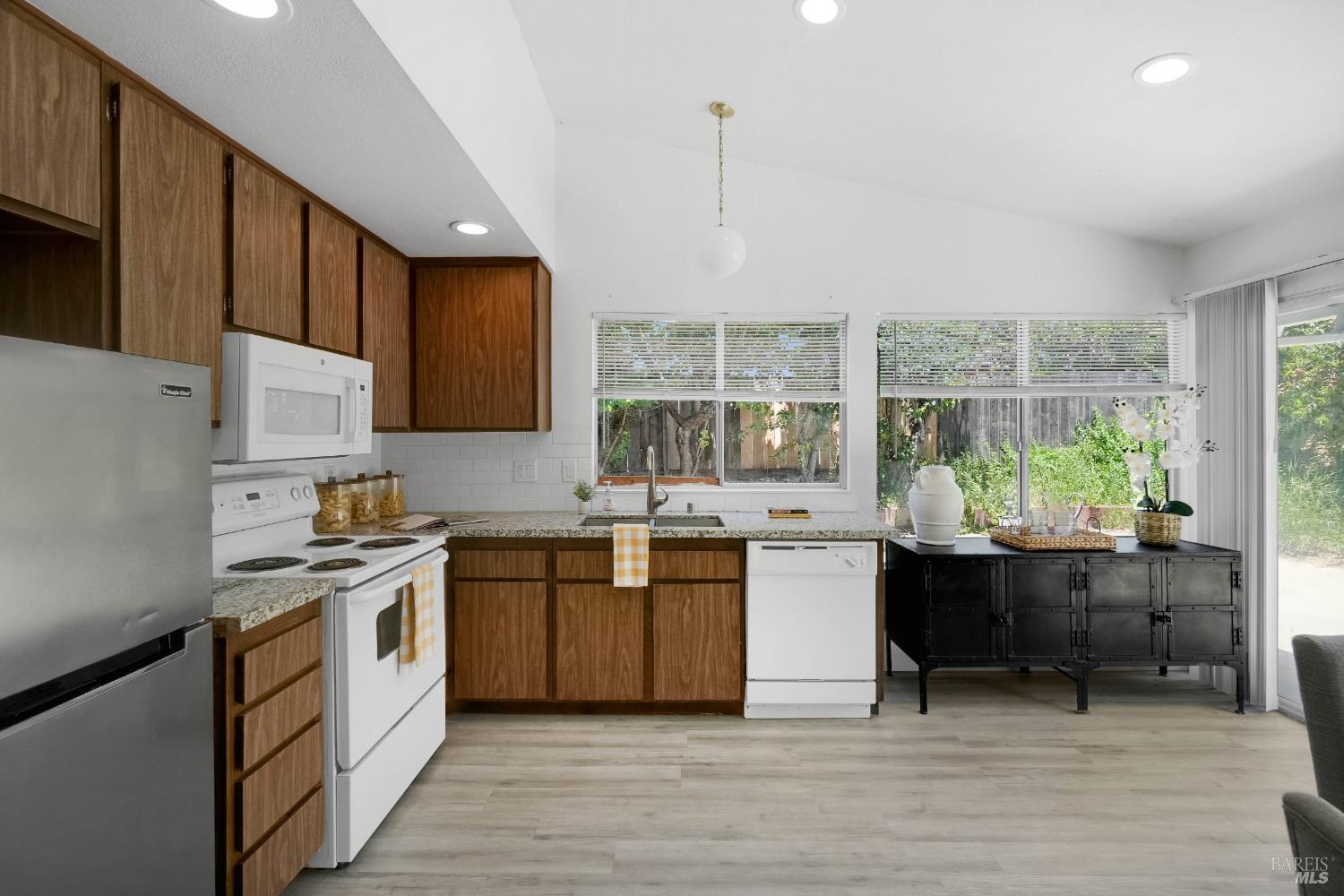 740 Coral Ridge Circle Rodeo CA 94572