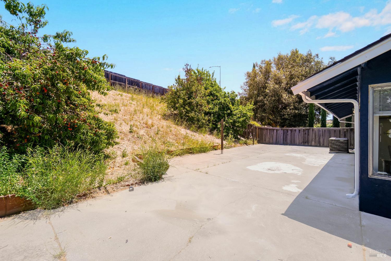 740 Coral Ridge Circle Rodeo CA 94572