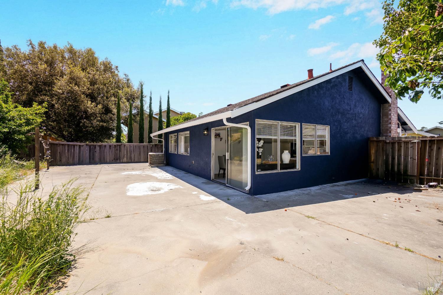 740 Coral Ridge Circle Rodeo CA 94572