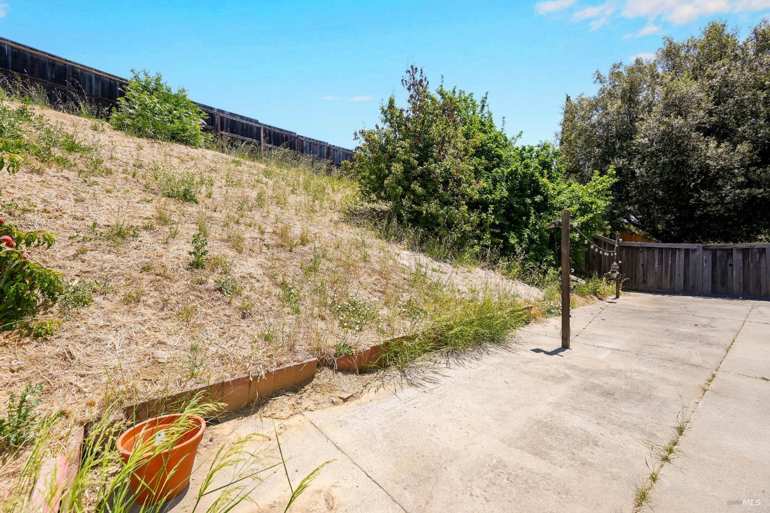 740 Coral Ridge Circle Rodeo CA 94572