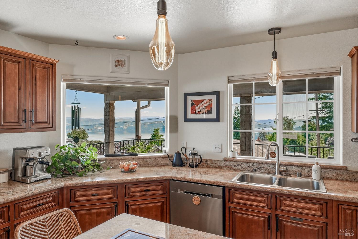 5031 Wintun Way Kelseyville CA 95451