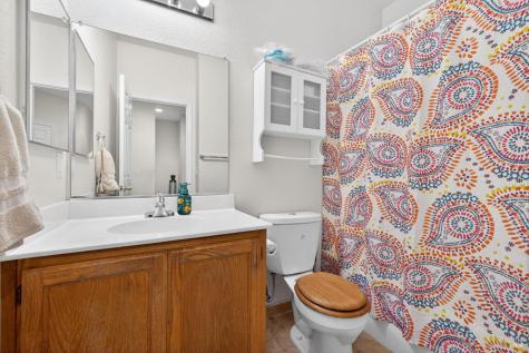 2477 Meda Avenue Santa Rosa CA 95404