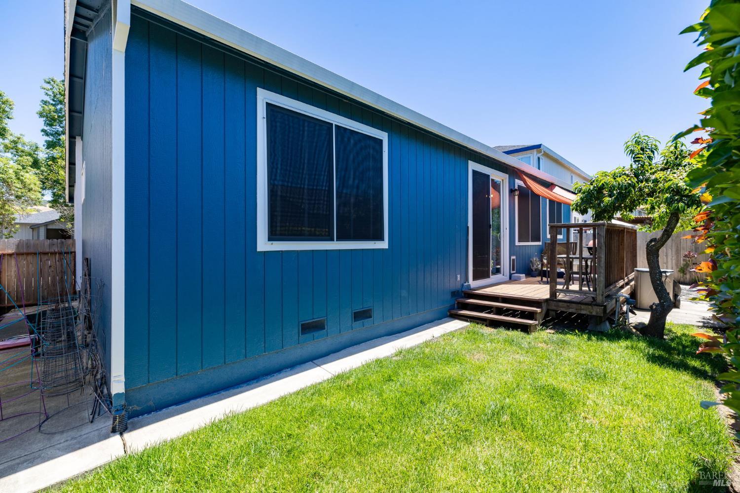 2477 Meda Avenue Santa Rosa CA 95404