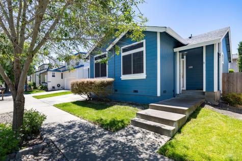 2477 Meda Avenue Santa Rosa CA 95404