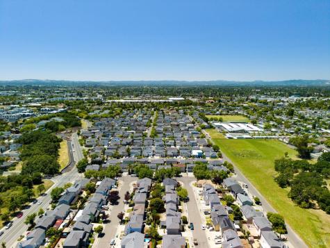 2477 Meda Avenue Santa Rosa CA 95404