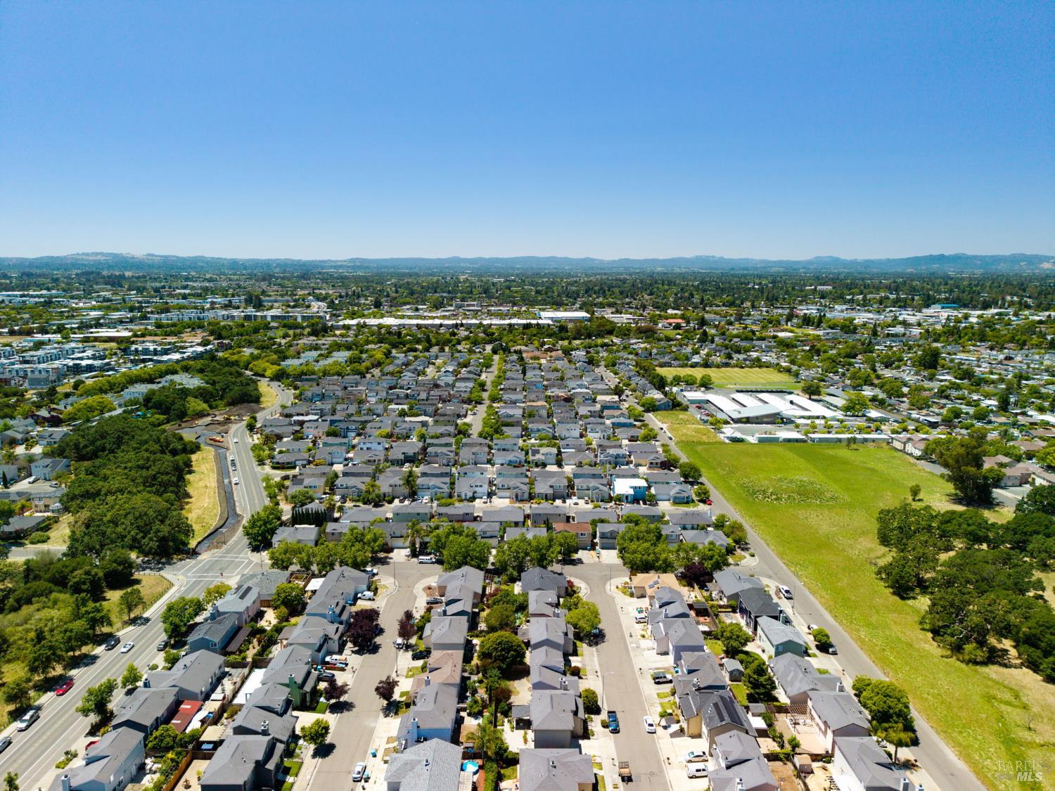2477 Meda Avenue Santa Rosa CA 95404