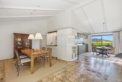 81 Peacock Drive San Rafael CA 94901