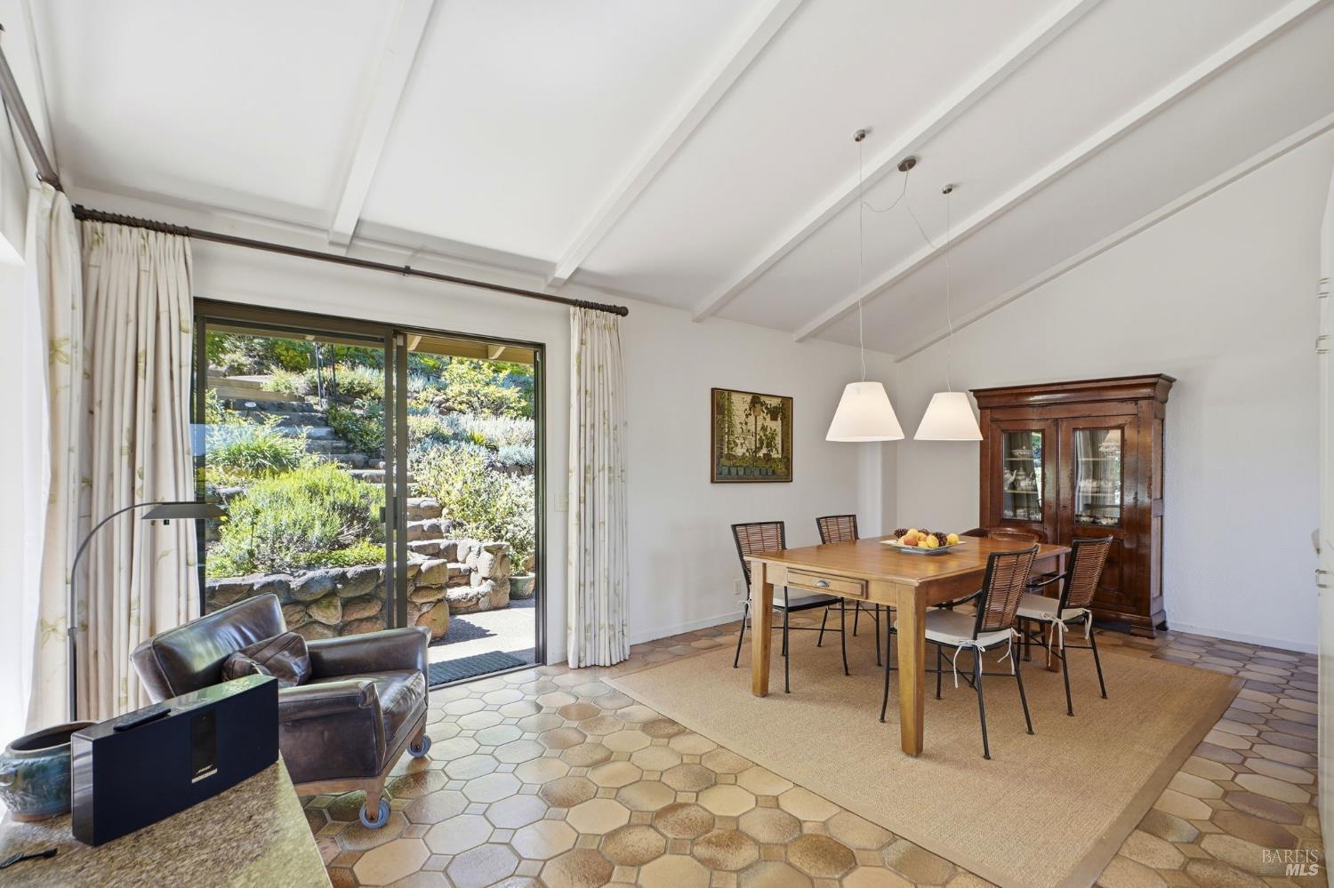 81 Peacock Drive San Rafael CA 94901