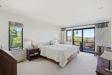 81 Peacock Drive San Rafael CA 94901