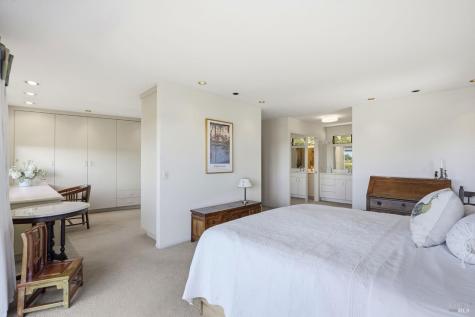 81 Peacock Drive San Rafael CA 94901