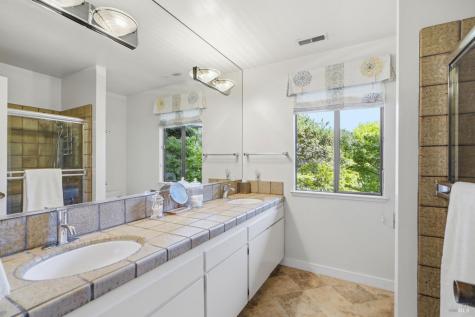 81 Peacock Drive San Rafael CA 94901