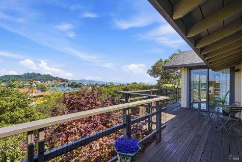 81 Peacock Drive San Rafael CA 94901