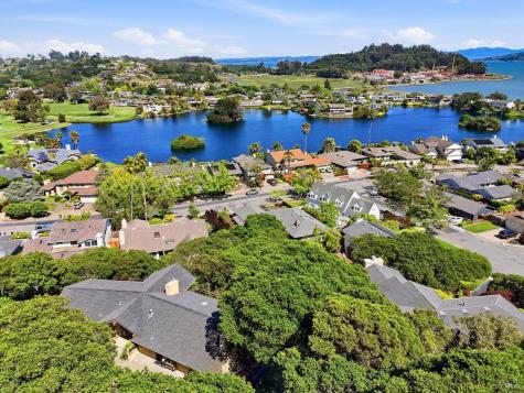 81 Peacock Drive San Rafael CA 94901