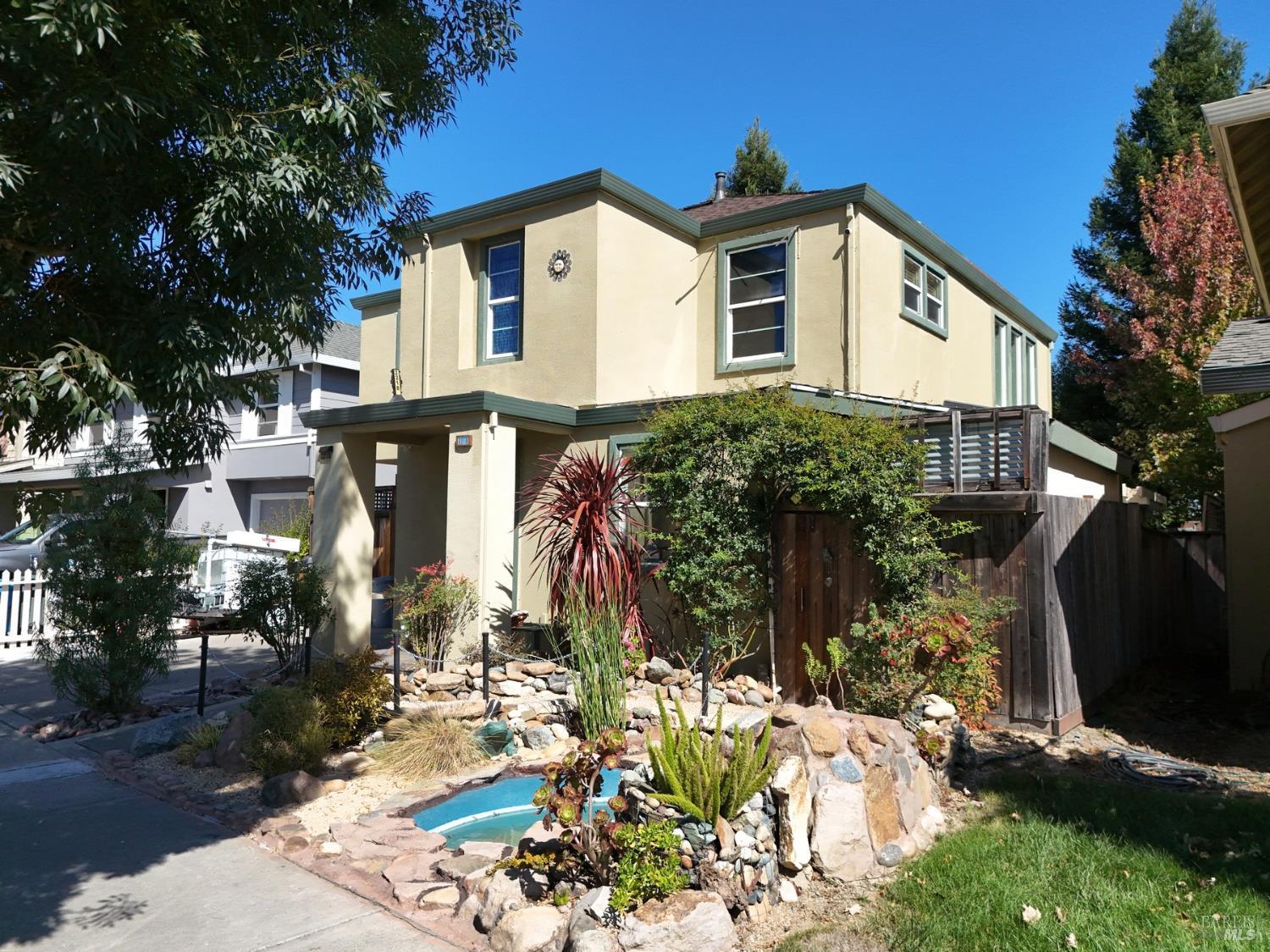 2218 Northview Street Santa Rosa CA 95403