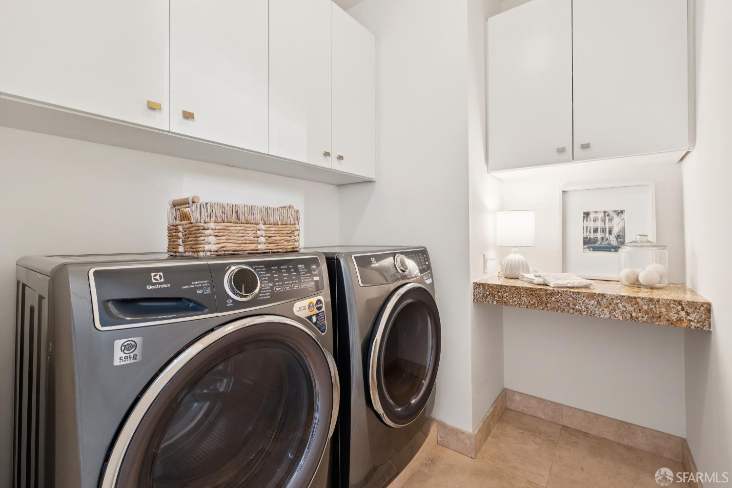 1974 Filbert Street San Francisco CA 94123