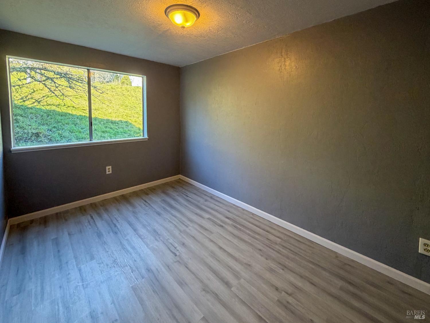 27310 Oriole Drive Willits CA 95490