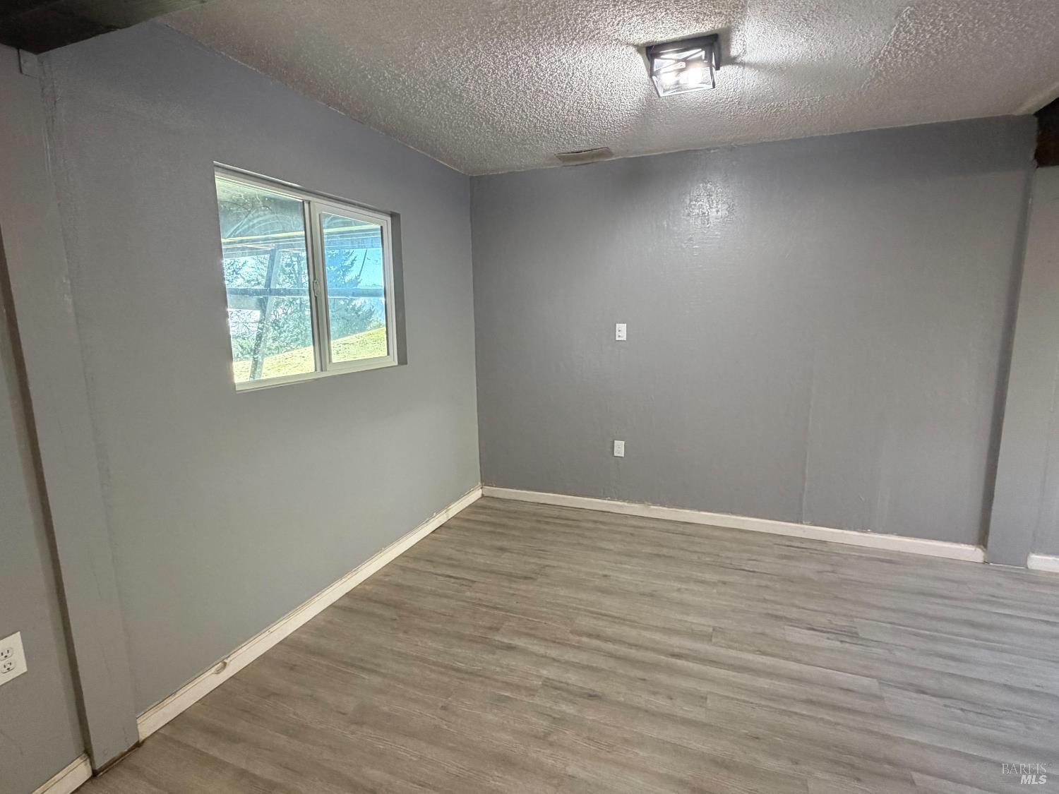 27310 Oriole Drive Willits CA 95490