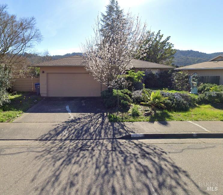 7080 Oak Leaf Drive Santa Rosa CA 95409