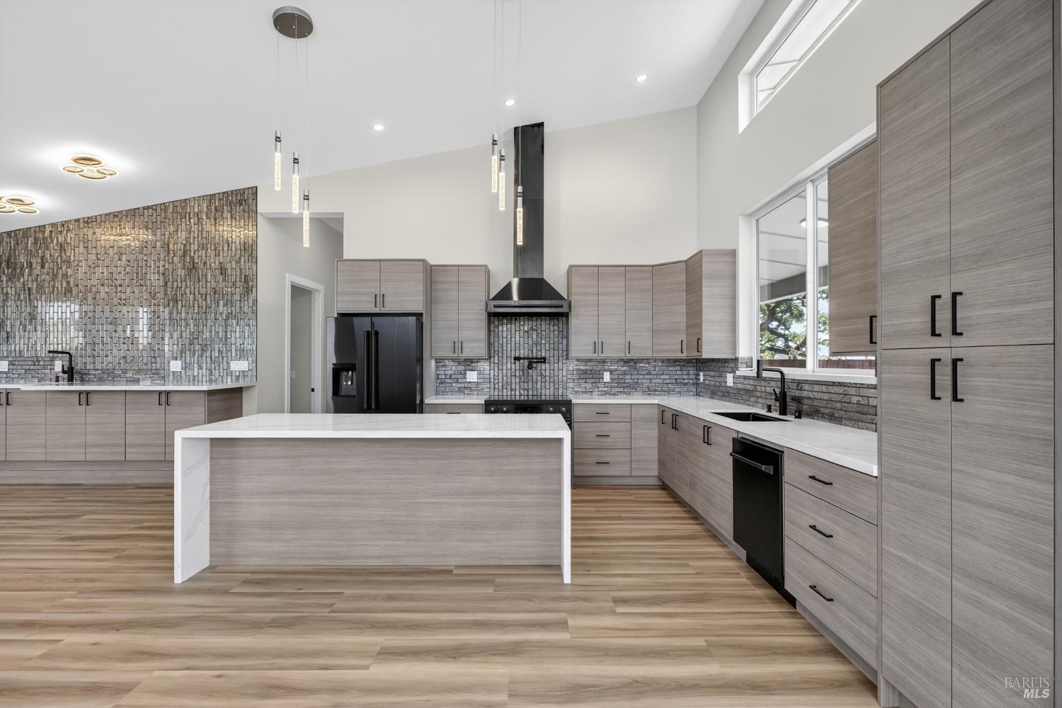 868 Sanel Drive Ukiah CA 95482