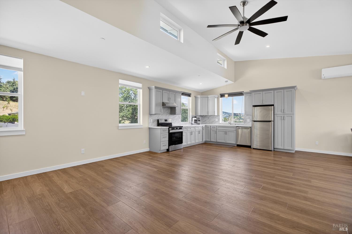 868 Sanel Drive Ukiah CA 95482