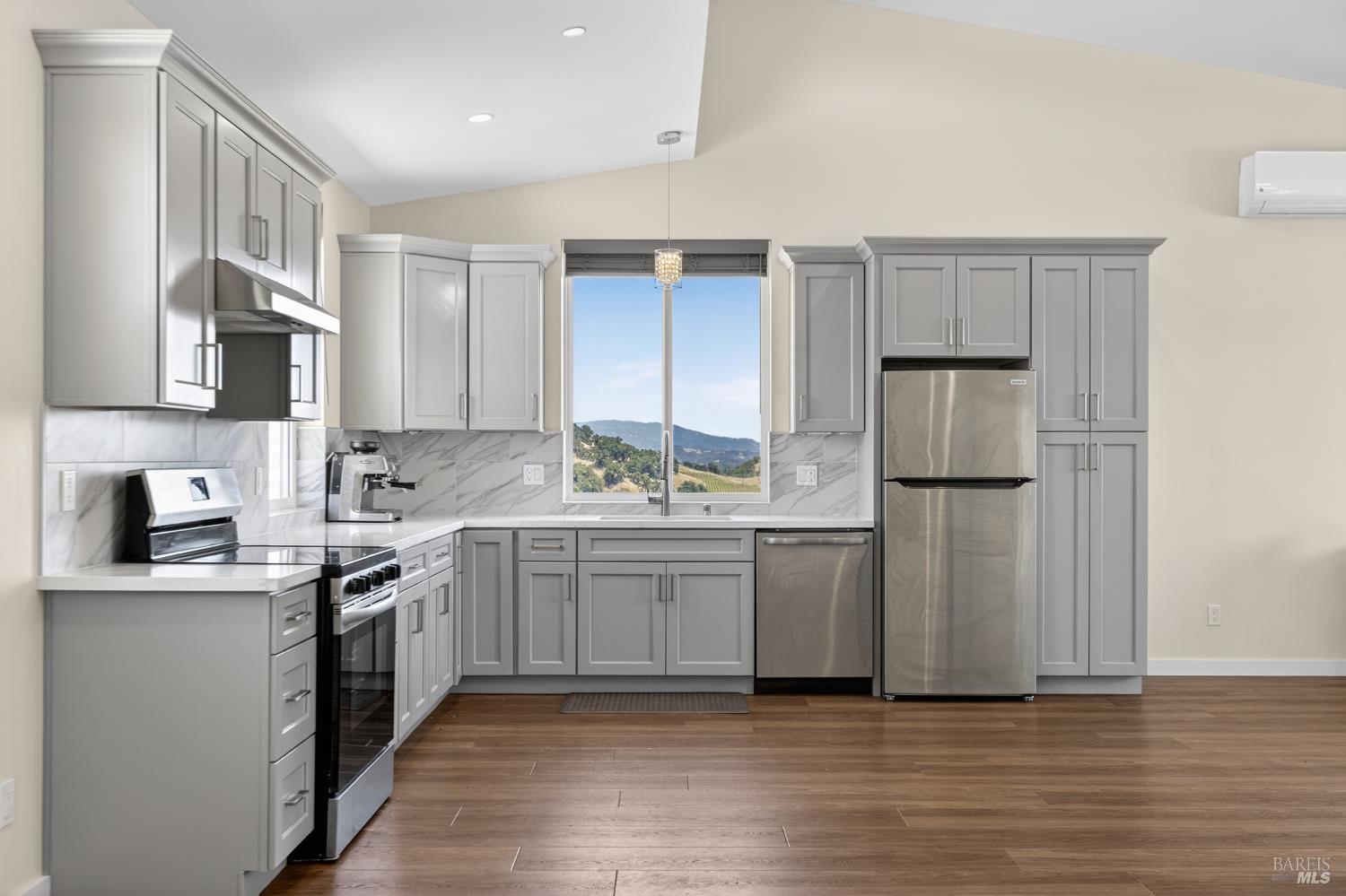 868 Sanel Drive Ukiah CA 95482