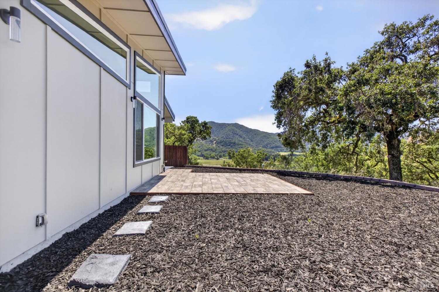 868 Sanel Drive Ukiah CA 95482