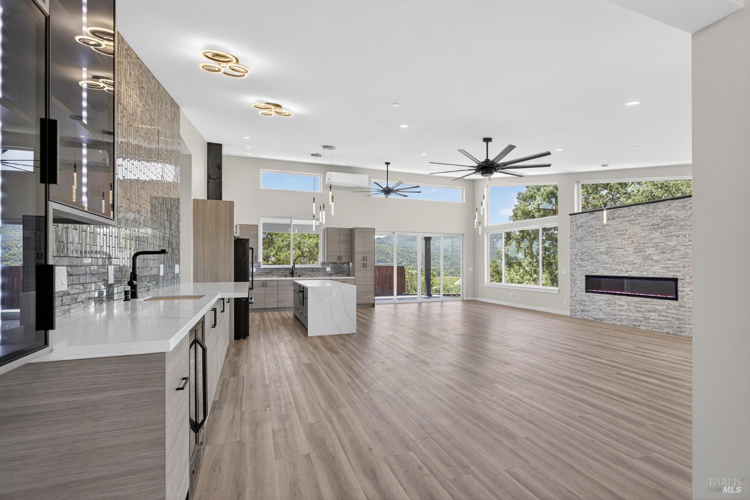 868 Sanel Drive Ukiah CA 95482