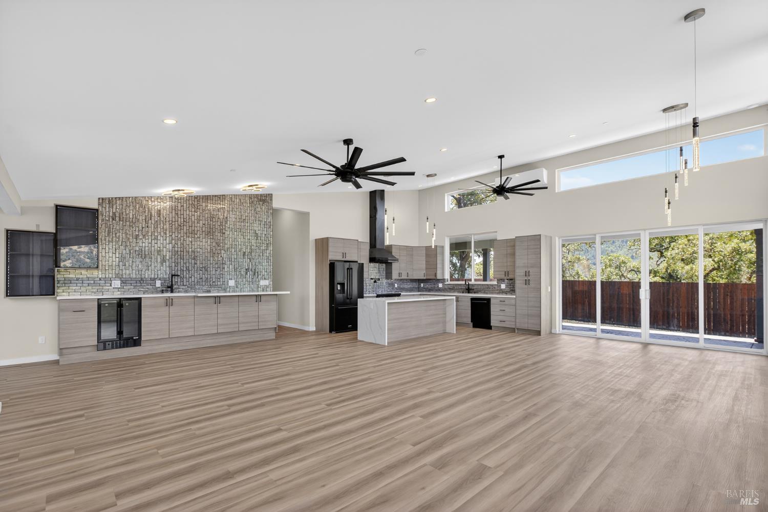 868 Sanel Drive Ukiah CA 95482