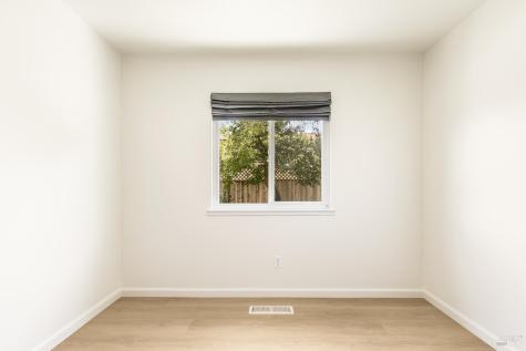 18 Eastside Circle Petaluma CA 94954