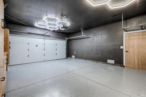 18 Eastside Circle Petaluma CA 94954