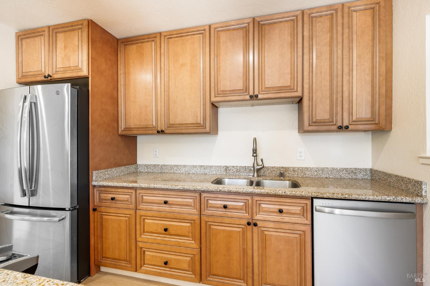 18 Eastside Circle Petaluma CA 94954