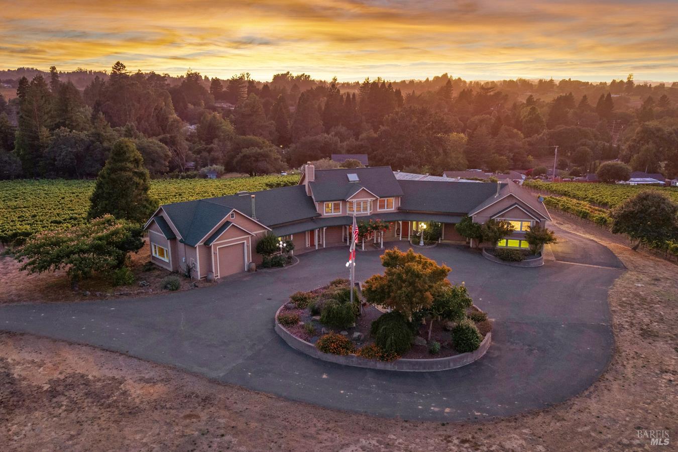 7096 Baker Lane Sebastopol CA 95472