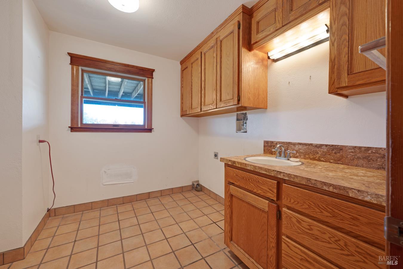 7096 Baker Lane Sebastopol CA 95472