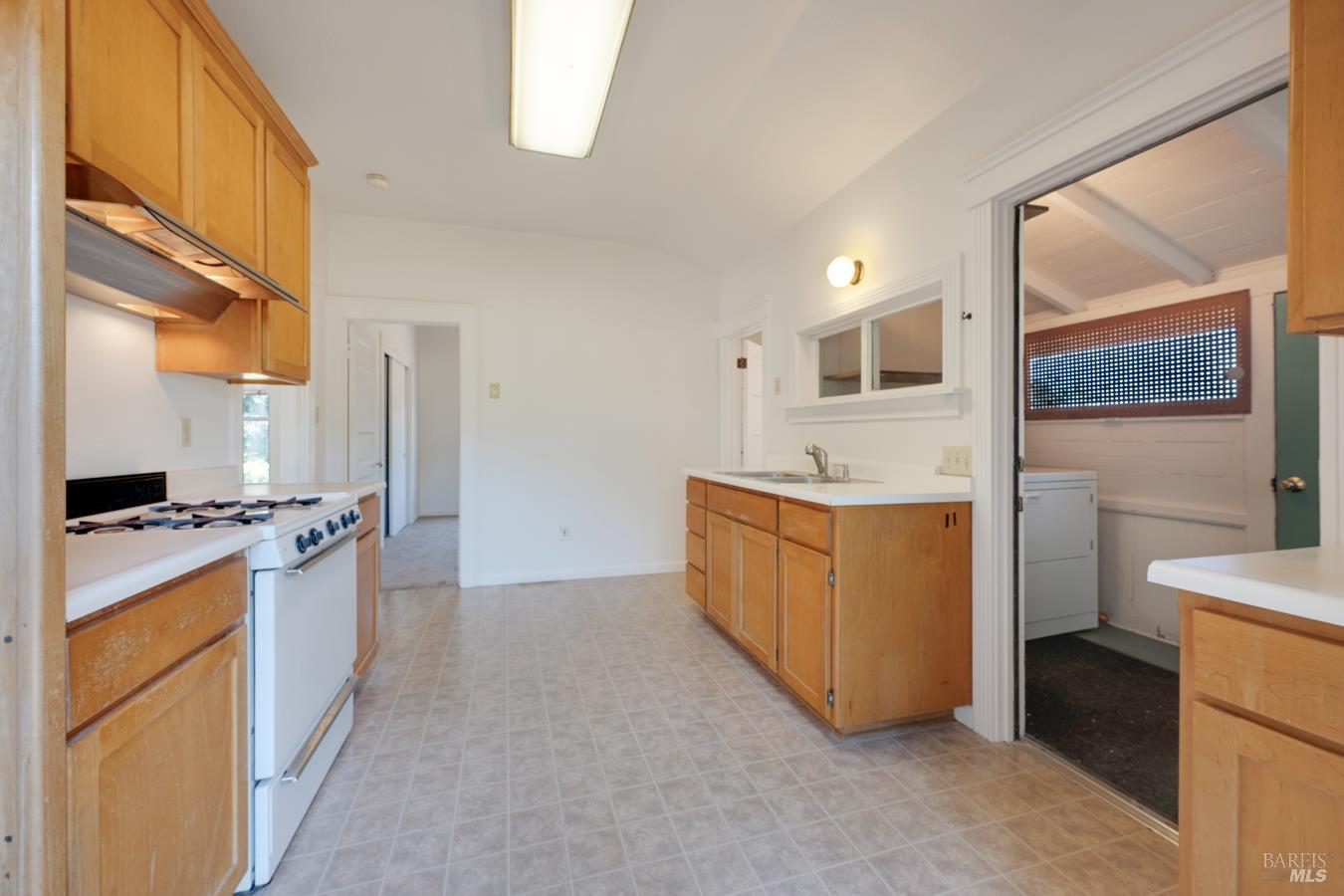 7096 Baker Lane Sebastopol CA 95472