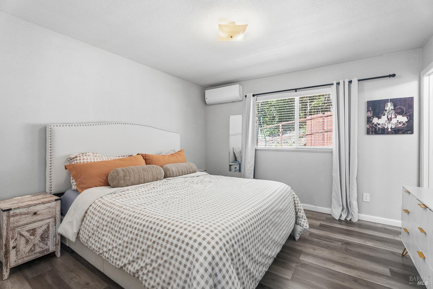 1440 Harrah Place Willits CA 95490
