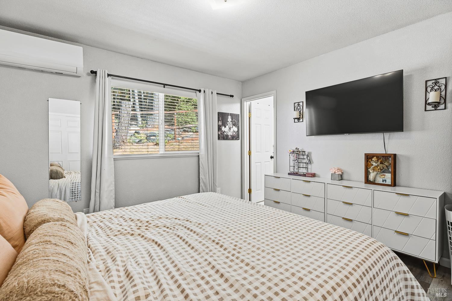 1440 Harrah Place Willits CA 95490