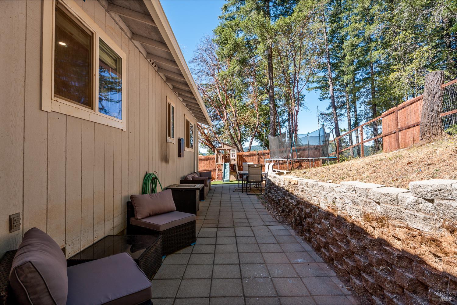 1440 Harrah Place Willits CA 95490