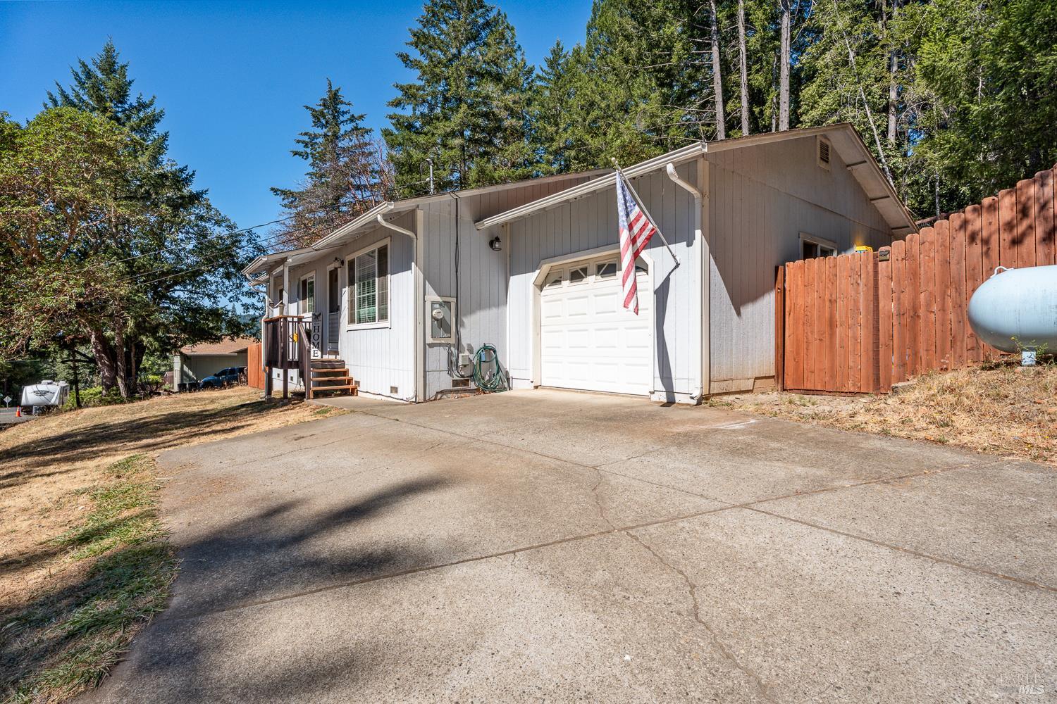 1440 Harrah Place Willits CA 95490
