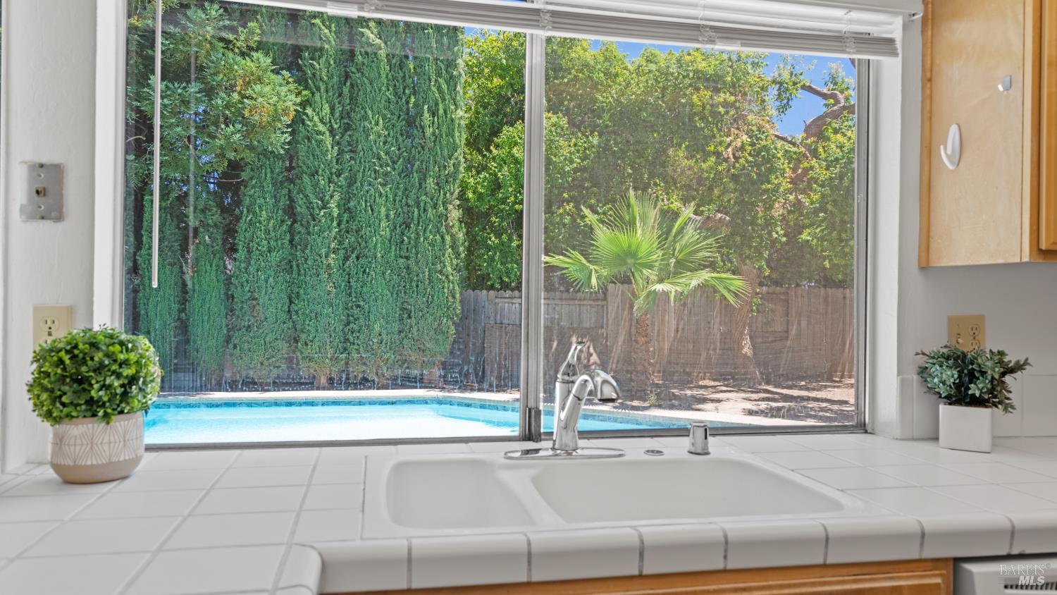 107 Northpark Drive Vacaville CA 95688
