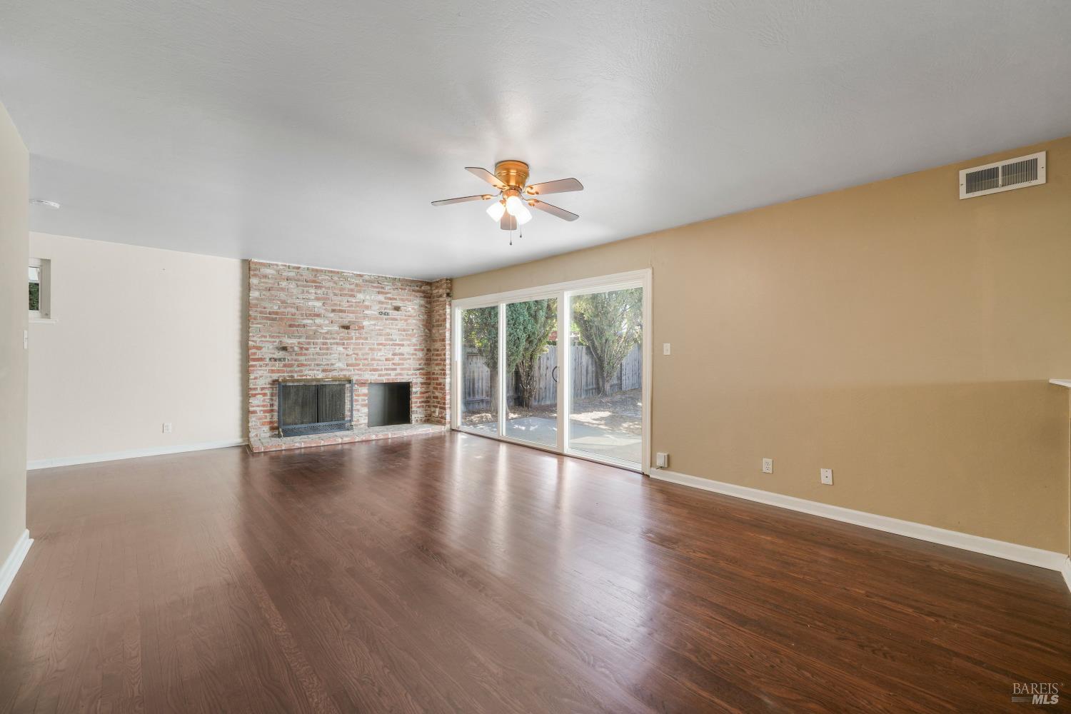 1801 Sycamore Drive Fairfield CA 94533
