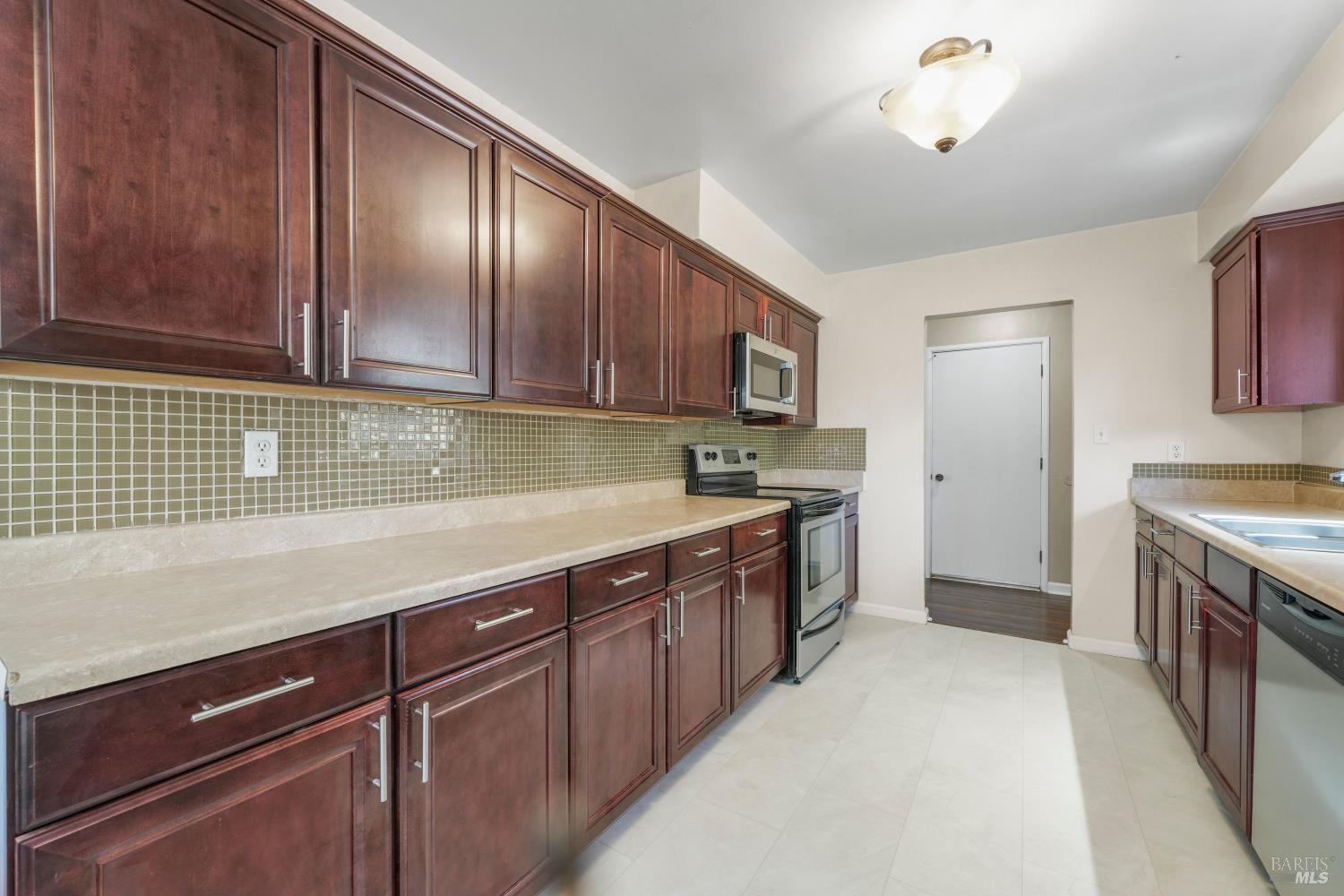 1801 Sycamore Drive Fairfield CA 94533